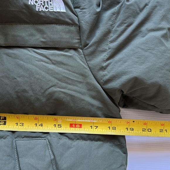 The North Face Women's Forester Down Jacket in Military Olive Green Size S/P - Picture 11 of 16